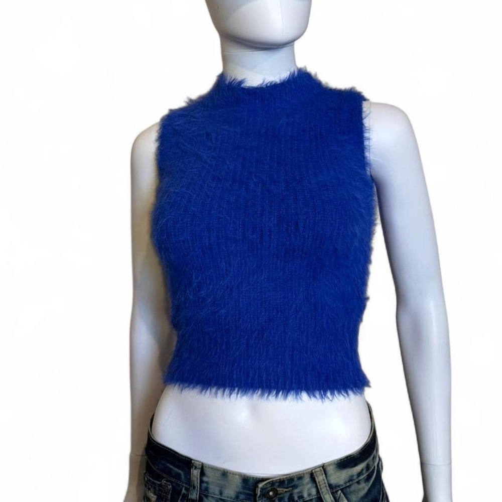💎 Y2K Cobalt Blue Fuzzy Crop Top – Eyelash Knit Mock Neck 💎